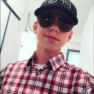 Meet your Posher, Tyler